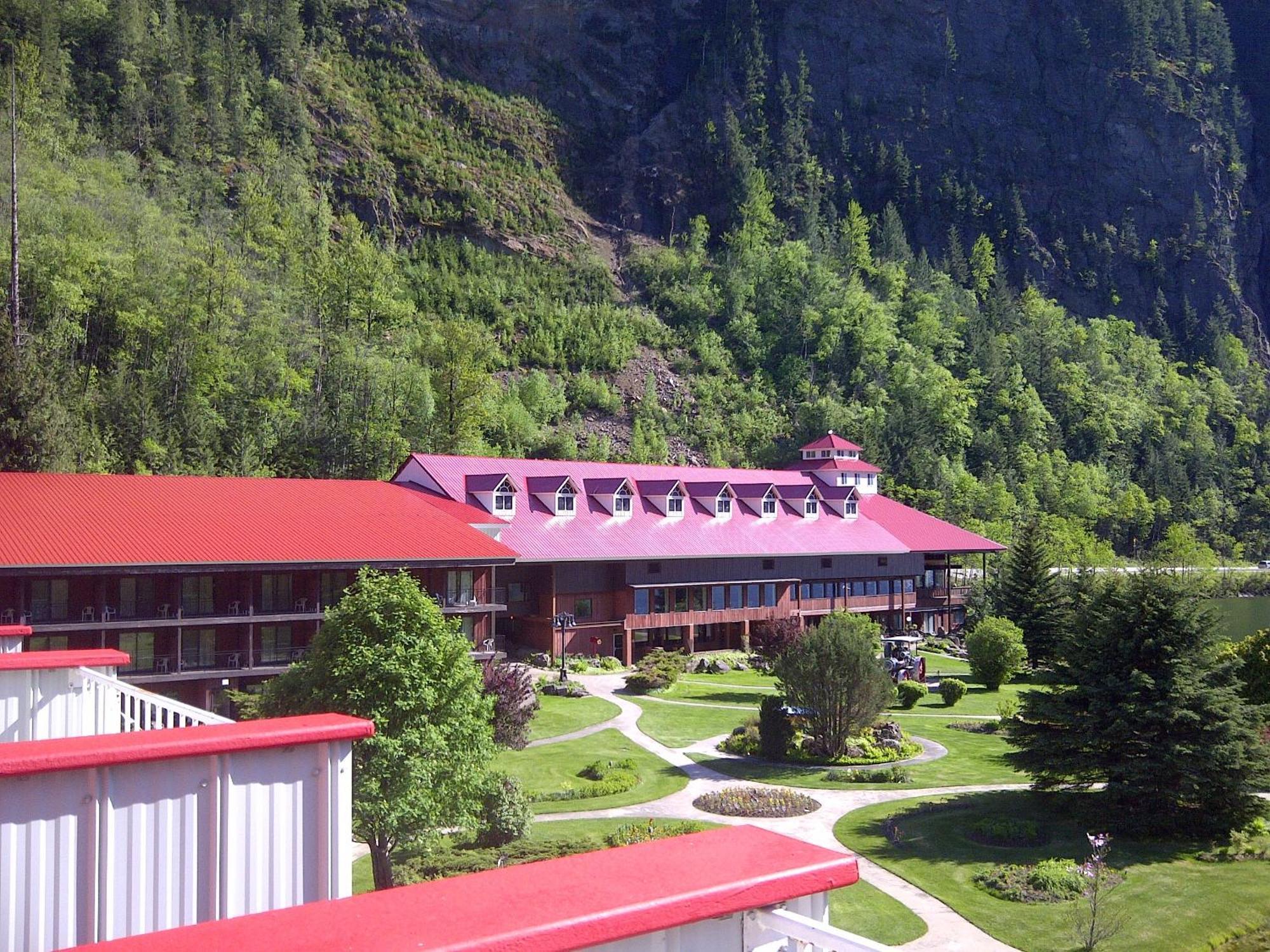 Three Valley Lake Chateau Revelstoke Kültér fotó